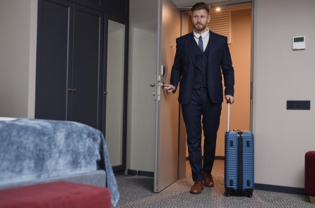 Khi ở khách sạn cần làm 4 điều này trước khi vào phòng