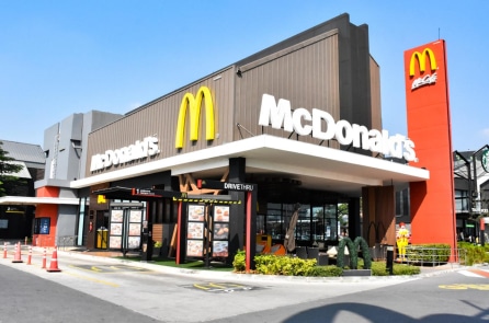 Người phụ nữ khởi nghiệp từ việc cọ nhà vệ sinh hiện sở hữu 12 nhà hàng McDonald’s