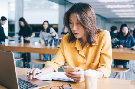 Gian lận học thuật ở Trung Quốc: Có hệ thống, có thị trường và bảng giá