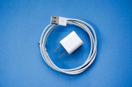 Ngoài sạc pin, đầu sạc điện thoại còn có những công dụng vô cùng tuyệt vời này