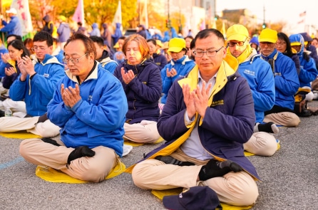 New York Times phớt lờ bằng chứng, bóp méo sự thật để tấn công Pháp Luân Công