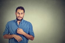 Chuyên gia chỉ cách nhận biết người nói dối dựa trên ngôn ngữ cơ thể