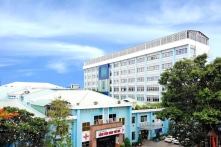 Nữ nhân viên BV Thủ Đức bị cáo buộc tham ô tiền để kinh doanh quần áo