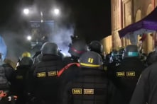 Cảnh sát giải tán biểu tình tại UCLA; Gần 50% người bị bắt không phải sinh viên