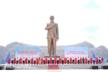 Kiên Giang khánh thành tượng đài Hồ Chí Minh