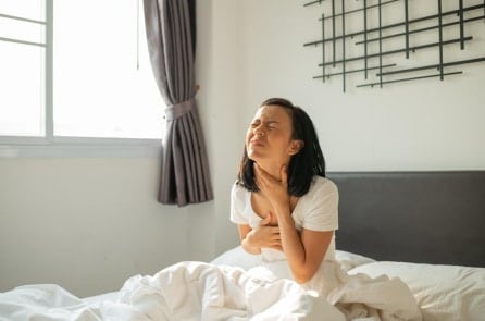 Trào ngược thực quản: 5 sai lầm cần tránh khi ăn tối