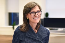 Nhà đầu tư nổi tiếng Phố Wall Cathie Wood nói sẽ bỏ phiếu cho ông Trump