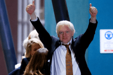 Lãnh đạo Úc chúc mừng tự do của Julian Assange; Phe đối lập nói không nên tung hô