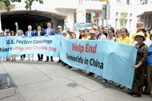 Mỹ: Phơi bày nạn thu hoạch tạng tại TQ bên ngoài Đại hội Cấy ghép Hoa Kỳ