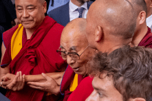 Đức Đạt Lai Lạt Ma đến New York để điều trị y tế