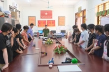 Liên quan vụ giả danh sàn Shopee để lừa đảo, 11 cô gái bị khởi tố