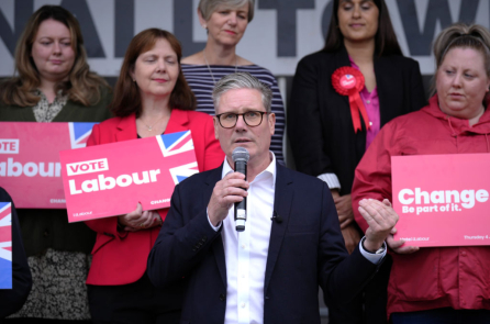 Thủ tướng Starmer: Anh không tin thay đổi được chế độ Iran bằng bom đạn từ trên không