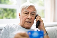 Người Mỹ bị lừa hàng tỷ đô mỗi năm, số tội phạm bị bắt rất ít