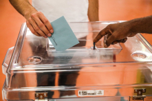 Bầu cử Pháp: Điều gì xảy ra tiếp theo khi không đảng nào thắng đa số?