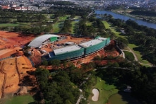 Gần 30ha rừng thông trong sân golf Đồi Cù bị loại khỏi vùng rừng phòng hộ