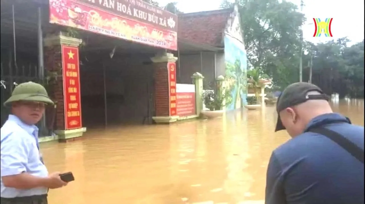 ha noi len phuong an di doi khoang 1 000 nguoi o chuong my dang bi nuoc lu co lap 1