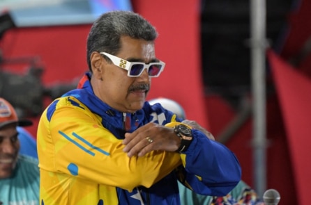 Venezuela hủy thỏa thuận khí đốt với quốc đảo Trinidad và Tobago vì tàu chiến Mỹ