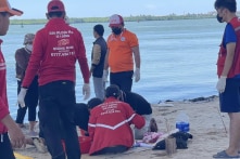 Vụ cha ôm con 9 tháng tuổi nhảy cầu Cửa Đại: Thi thể cháu dạt ra rừng dừa nước