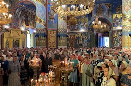 Hành hương tới tu viện Pochaev năm nay ở Ukraine