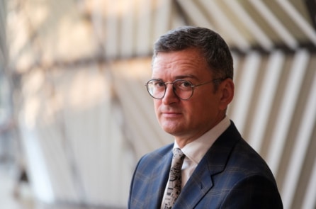 Đảng cầm quyền Ukraine thông báo thay một nửa chính phủ