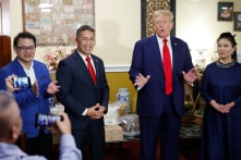 Ông Trump và ứng cử viên Thượng viện Hung Cao thăm cộng đồng người Việt tại Virginia