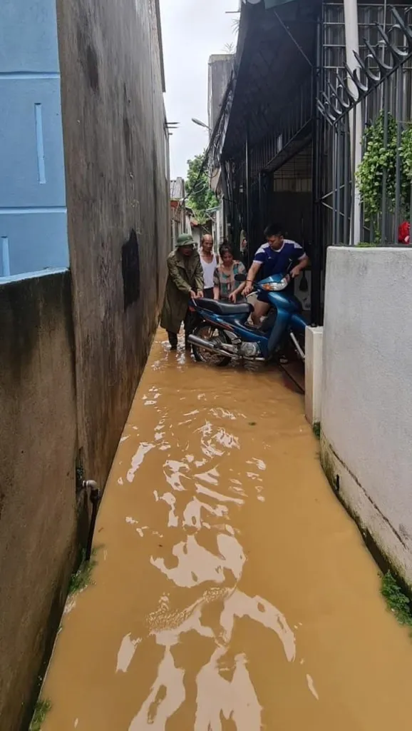 cao bang ngap trong nuoc lu 4