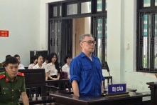 Nhờ cựu cán bộ VKSND Tối cao kêu oan cho con, người phụ nữ bị lừa hơn 2,5 tỷ đồng