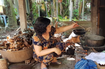 Nước mắm truyền thừa mẫu hệ