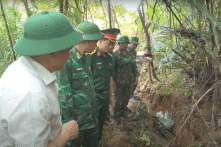 Quảng Nam: Quả đồi nứt toác, nguy cơ ảnh hưởng thôn 56B (xã Đắc Pre)