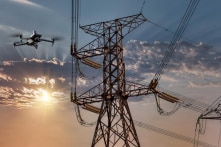 Drone phun thuốc trừ sâu va vào dây 110kV tại Long An, hơn 76.000 hộ dân mất điện