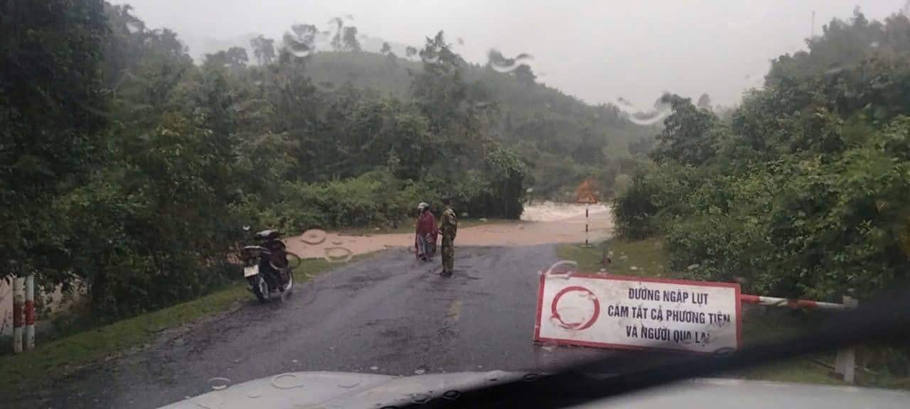 hang nghin nguoi dan o quang binh va quang tri phai so tan do lu len cao