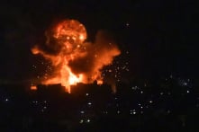 Israel không kích dữ dội làm rung chuyển thủ đô Beirut, Liban