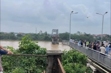 Vụ sập cầu Phong Châu: Đề nghị dừng tìm kiếm 4 nạn nhân mất tích
