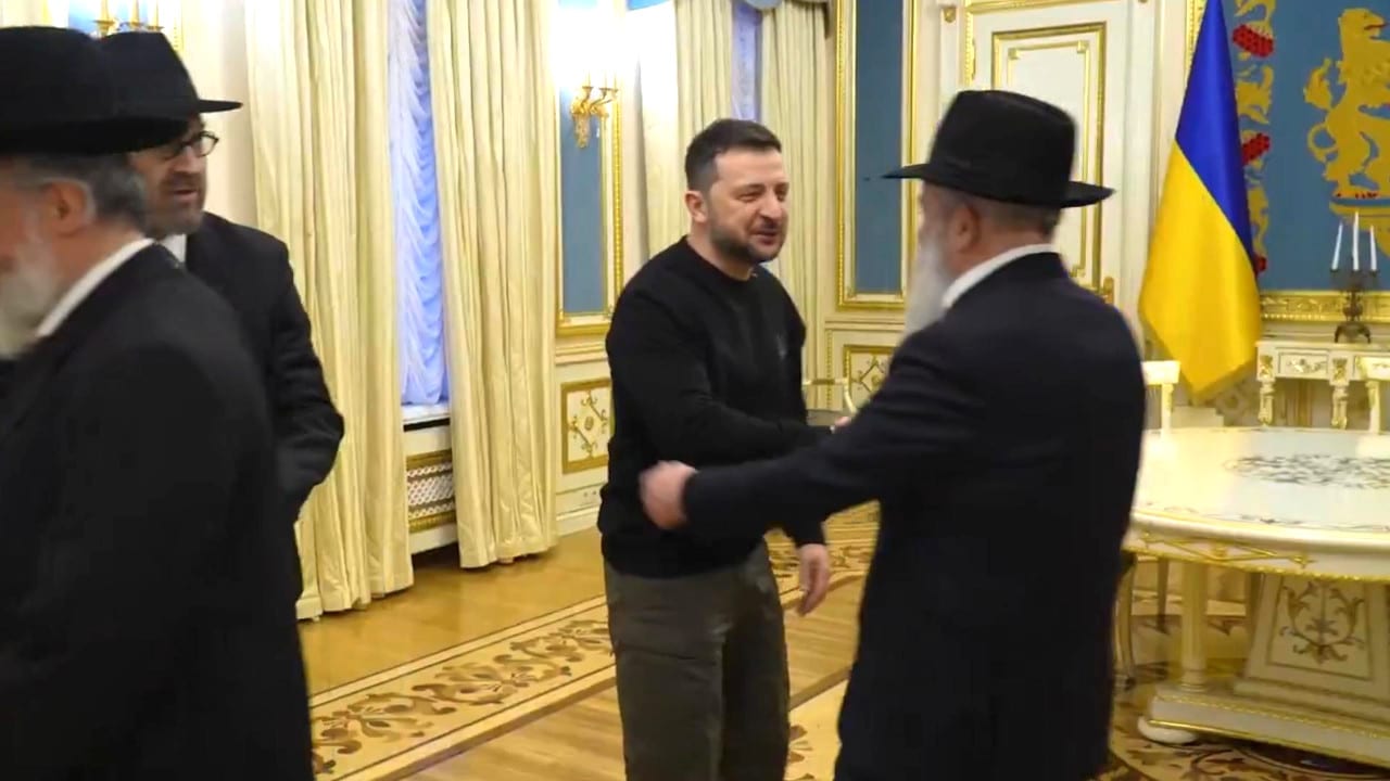 241226HanukkakZelensky