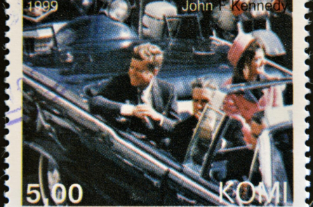 Tổng thống Trump ký lệnh công bố hồ sơ mật về John F. Kennedy và Martin Luther King