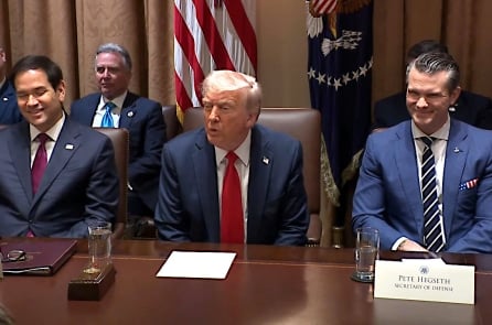 Ông Trump: Mỹ phải quyết định thắng Iran bằng cách “ôn hòa” hay “cứng rắn”