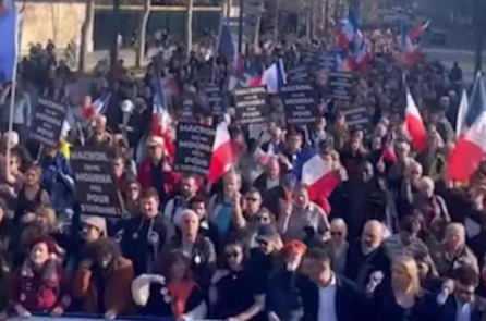 Biểu tình phản đối chính phủ lan rộng tại nhiều thành phố của Pháp