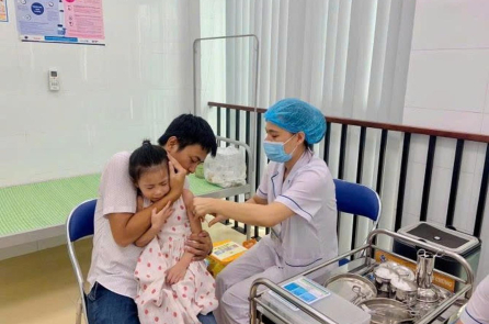 Cha mẹ có thể làm gì để chống lại cuộc khủng hoảng sức khỏe ở trẻ nhỏ?
