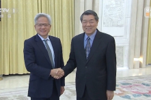 CEO Nvidia đến thăm Bắc Kinh, ông Trump: Không hề lo lắng