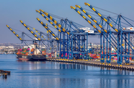 Xuất khẩu container của Trung Quốc vào Mỹ trong tháng 6 giảm mạnh 28,3%