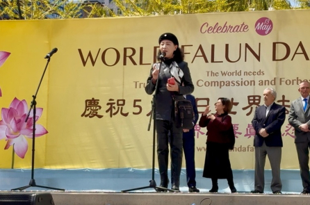 Thịnh Tuyết: Pháp Luân Công dùng “Chân – Thiện – Nhẫn” chống lại bạo lực, thù hận và dối trá