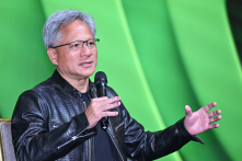 Jensen Huang: Không có bằng chứng cho thấy chip AI bị chuyển giao sang Trung Quốc