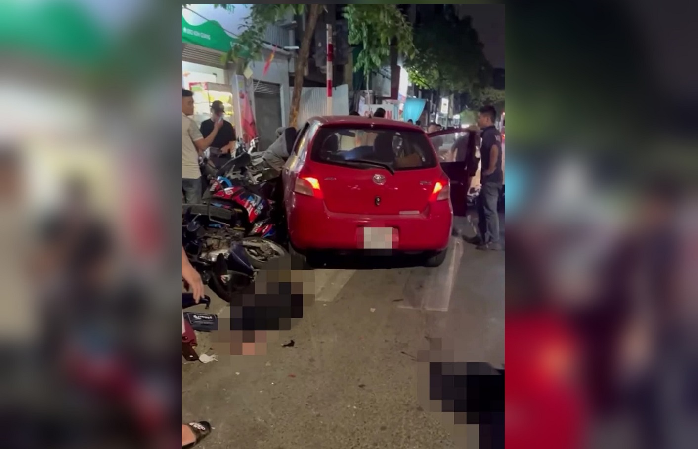 lai o to tong lien tiep 6 xe may truong cong an xa bi dinh chi cong tac