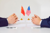 Nhóm Trump hướng tới giảm thuế quan, thảo luận về đất hiếm trong cuộc đàm phán với Trung Quốc