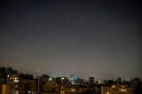 Iran phóng hàng loạt tên lửa trả đũa Israel