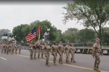 Mỹ duyệt binh kỷ niệm 250 năm thành lập Lục quân