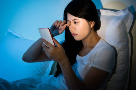Ánh sáng xanh đang đánh cắp tâm trạng vui vẻ của bạn