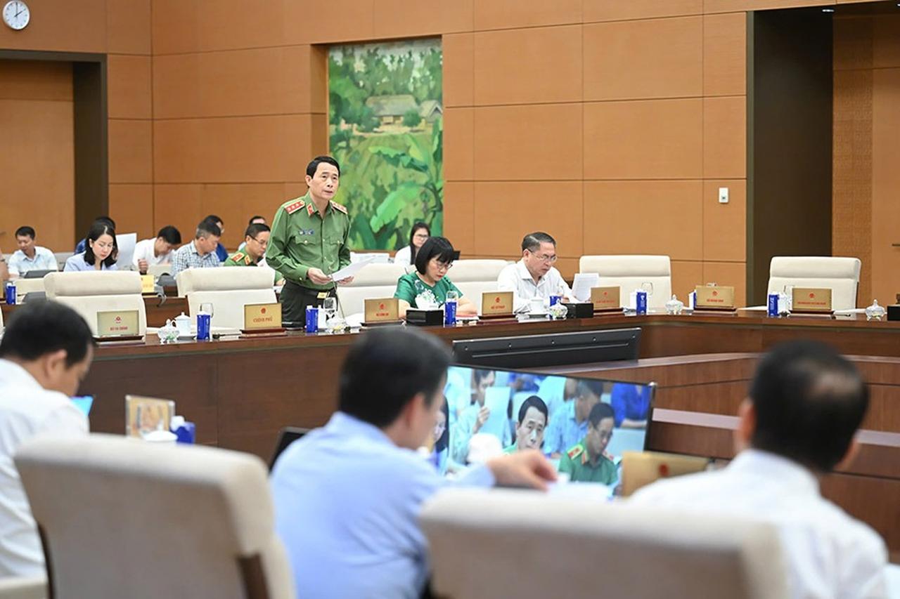 chinh phu bo de xuat tu chung than khong giam an giu bo tu hinh 8 toi danh
