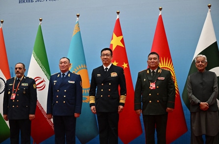 Trung Quốc tổ chức hội nghị chiến lược quốc phòng với Nga và Iran