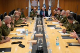 Israel mở cuộc không kích toàn diện vào Iran